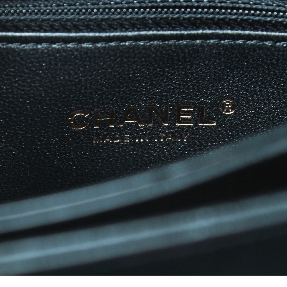 CHANEL Lambskin Chevron Trendy CC Flap Bag - Picture 6 of 9